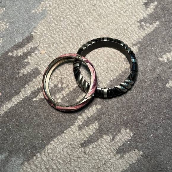 Set of two bracelets, one black and silver, and one pink and purple and diamonds - Picture 3 of 7